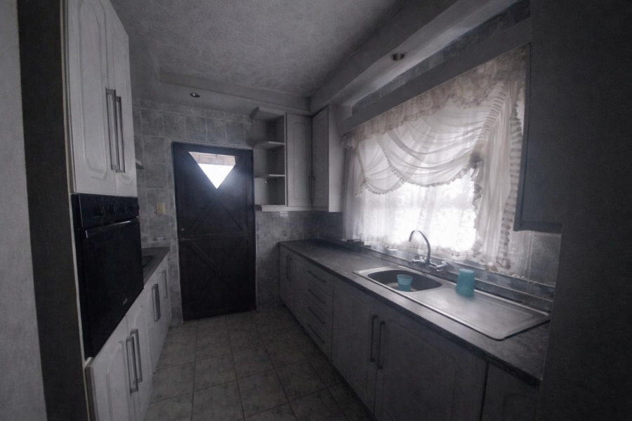 4 Bedroom Property for Sale in Phuthaditjhaba Free State
